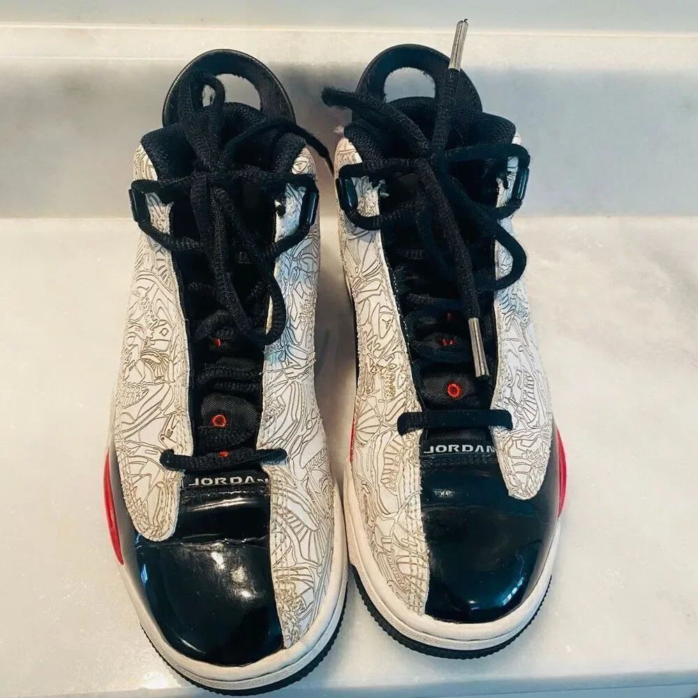Nike Air Jordan Kids Dub Zero Athletic Basketball Sneakers White Fire Red Size 3